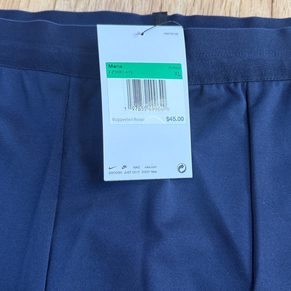 NIKE DRI-FIT STOCK HALF TIGHT
Men's Dri-FIT Running Half Tight (Stock) Navy - Picture 9 of 9